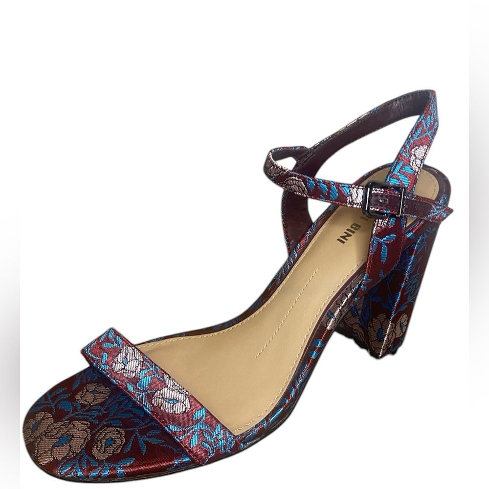 Gianni Bini Mckaria Brocade Print Floral Block Heels